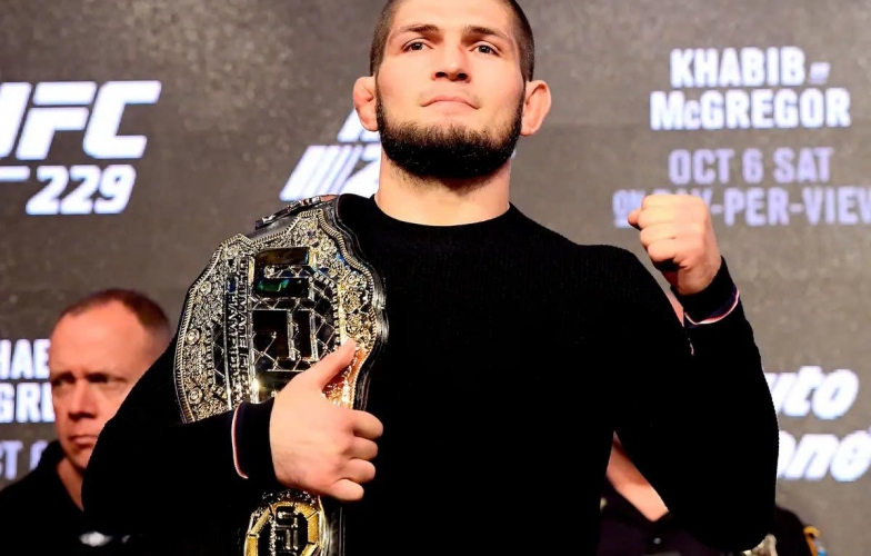 Khabib Nurmagomedov nhắc tên Conor McGregor trong phát ngôn tranh cãi