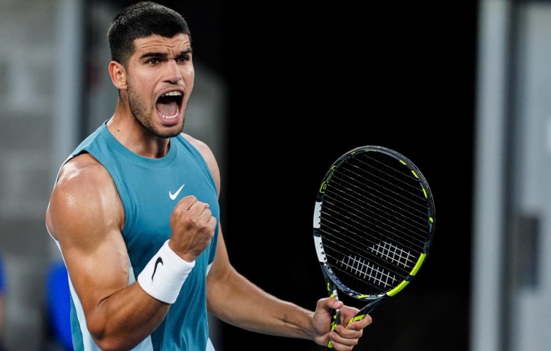 Carlos Alcaraz tiến vào vòng bốn Australian Open 2025