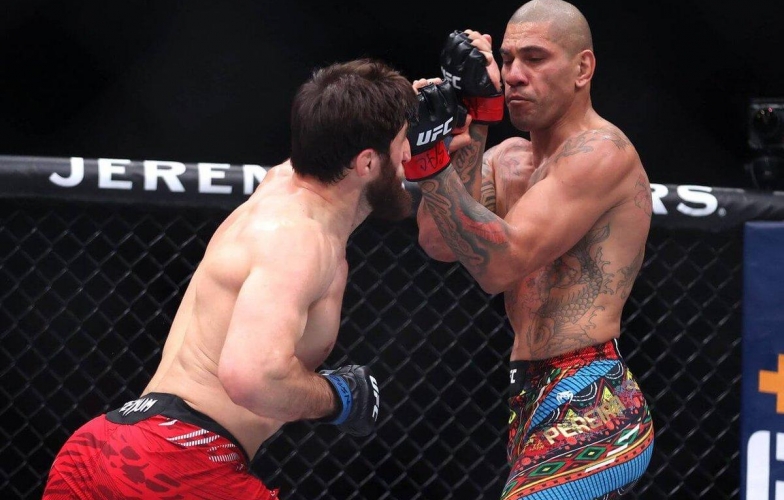 Alex Pereira nói gì sau thất bại tại UFC 313?