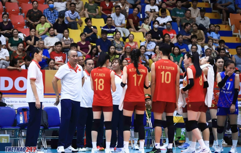 Người hâm mộ quốc tế nói gì về giải bóng chuyền nữ VTV Cup?