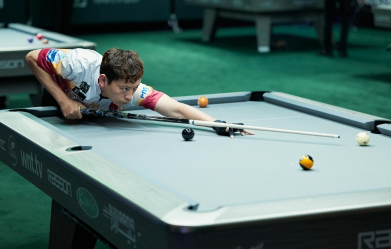 Dương Quốc Hoàng thẳng tiến vòng 32 World Pool Championship