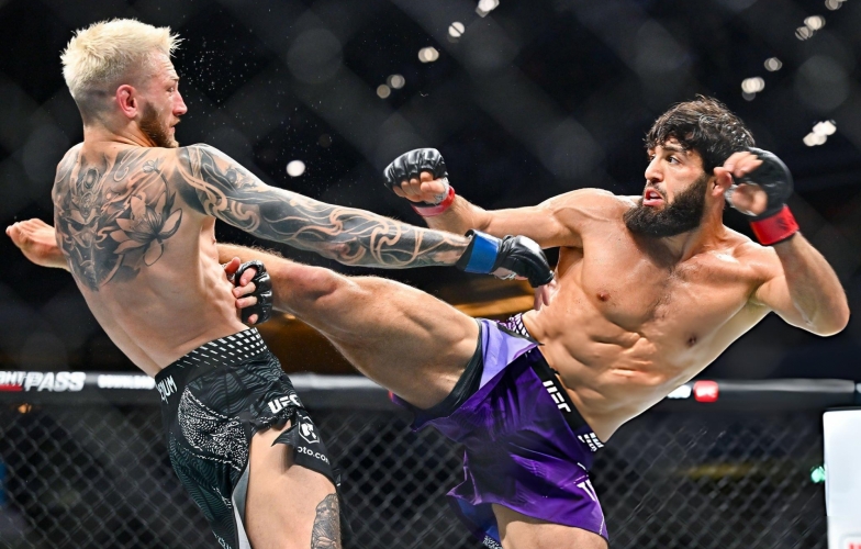 Arman Tsarukyan 'bực hết cả mình' khi mất suất tranh đai UFC