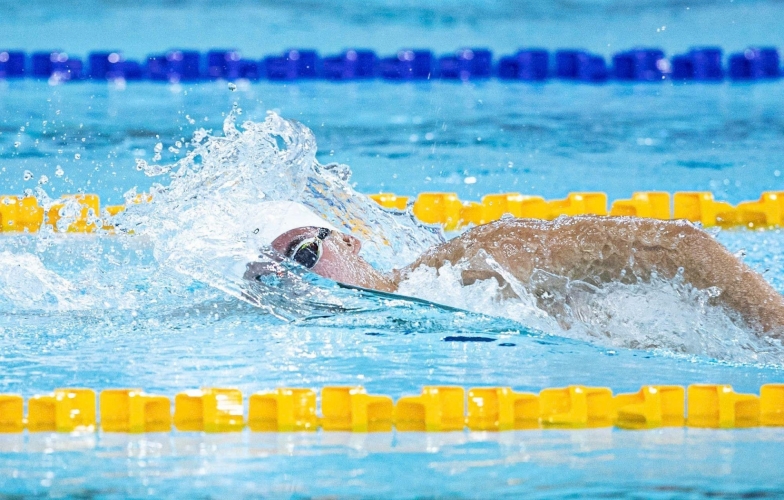 Nguyễn Huy Hoàng và Võ Thị Mỹ Tiên được vinh danh là kình ngư xuất sắc nhất năm 2025