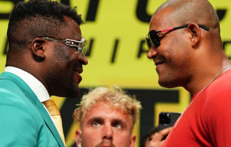 Francis Ngannou tự tin kết liễu 'Người khổng lồ' Brazil ngày trở lại MMA