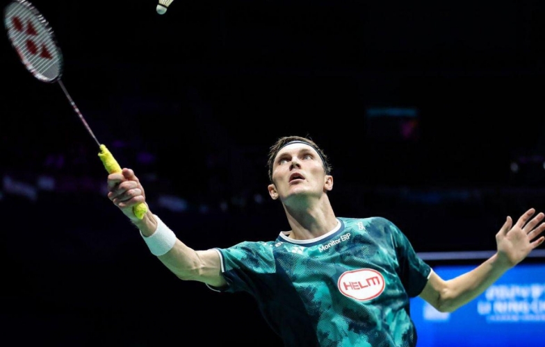 'Đại đế' Axelsen gác vợt trận ra quân Malaysia Open 2025