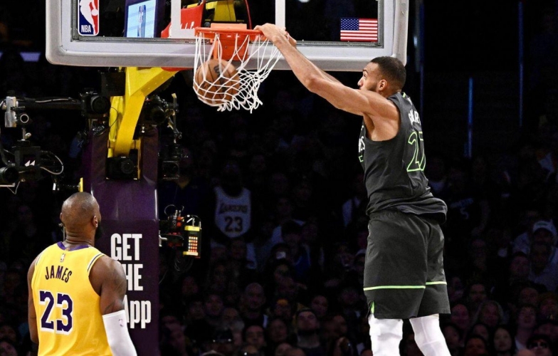 Rudy Gobert thăng hoa, tiễn Lakers khỏi cuộc đua vô địch NBA 2024-2025