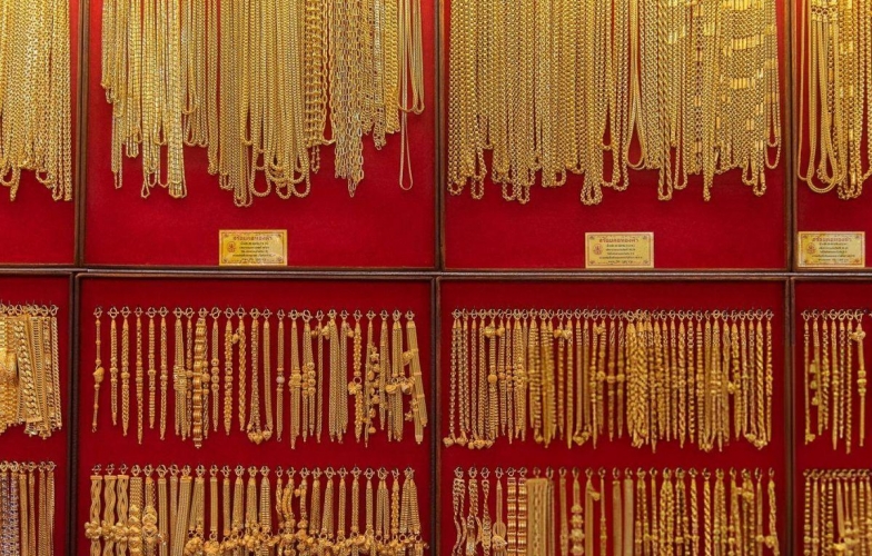Giá vàng hôm nay tối 21/5: Sắc xanh bao phủ