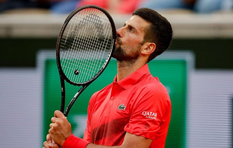 Djokovic nhẹ nhàng lọt vòng 3 Roland Garros 2025