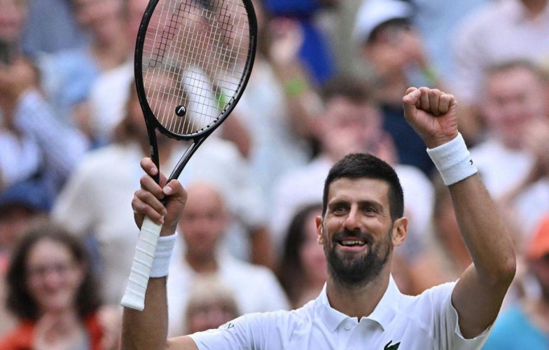 Thắng dễ đàn em, Djokovic lập cột mốc đáng nhớ ở Wimbledon