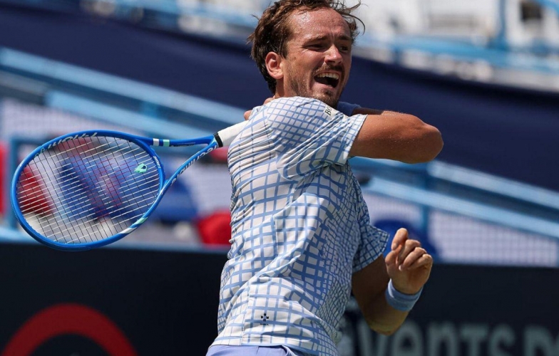 Medvedev có hành động xấu xí sau thất bại ở Washington Open 2025