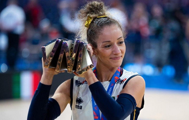 Giành danh hiệu MVP, libero tuyển Ý đi vào lịch sử bóng chuyền nữ VNL