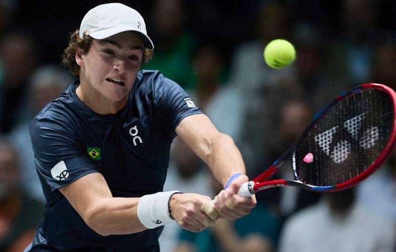 Sao trẻ số 1 tennis thế giới dừng bước khó tin trận ra quân Rogers Cup 2025
