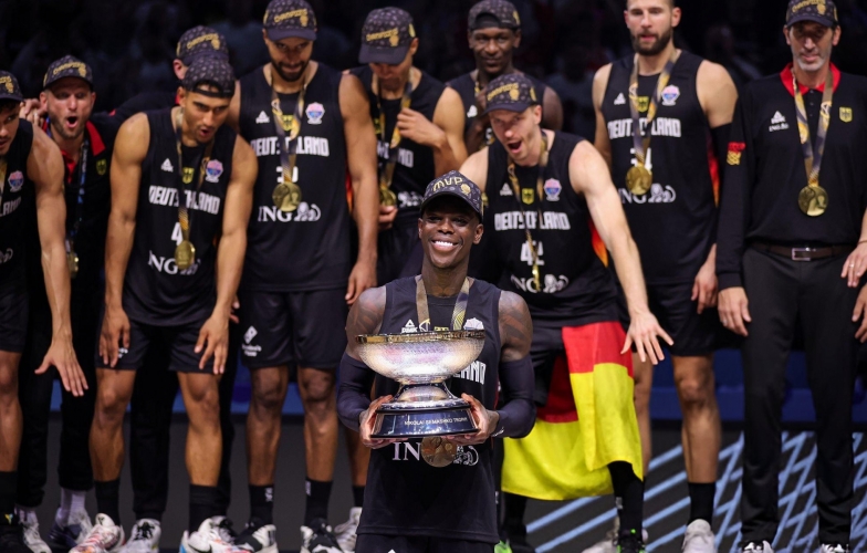Dennis Schroder tỏa sáng, Đức vô địch bóng rổ châu Âu sau 32 năm chờ đợi