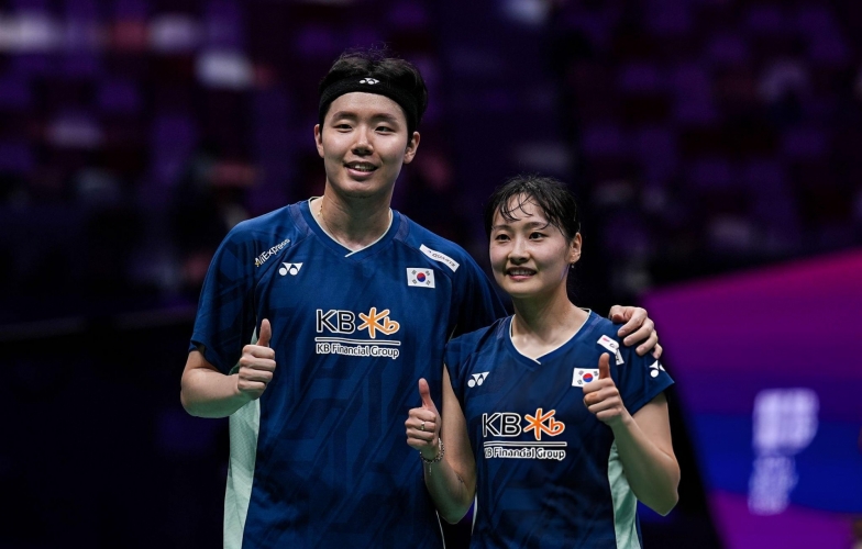 Nhà vô địch cầu lông thế giới giải nghệ ở tuổi 30