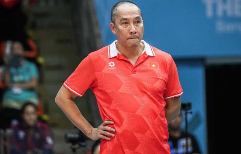 HLV Nguyễn Tuấn Kiệt: 'Bóng chuyền nữ Việt Nam chỉ có thể tự trách mình'