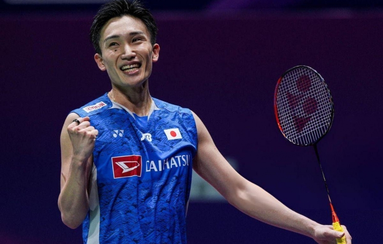 Kento Momota tái xuất sau một năm rưỡi vắng bóng