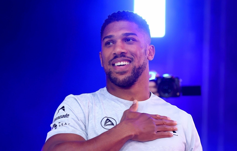 Anthony Joshua nhận tin vui sau tai nạn giao thông thảm khốc