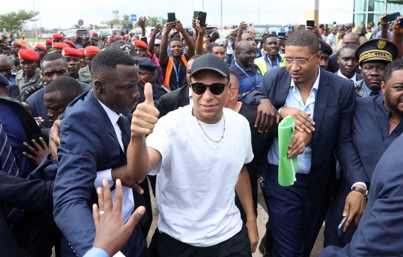 PSG bị 'gã khổng lồ' đánh úp, tương lai Mbappe ngã ngũ ngay mùa đông?