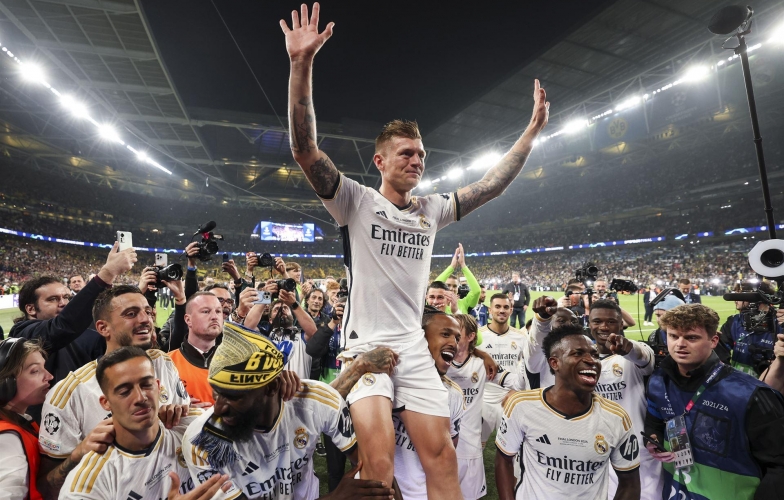 Tin chuyển nhượng 16/11: Pogba chính thức thất nghiệp, Kroos xác định tái xuất Real Madrid