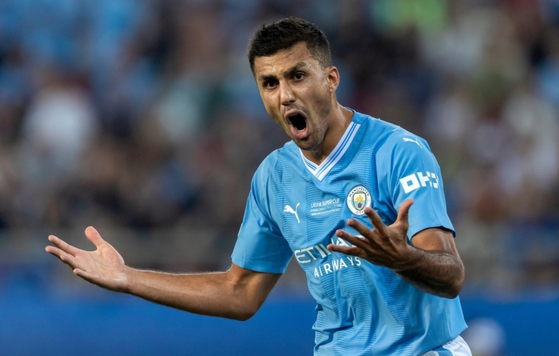 Bằng chứng rõ ràng, Man City thiếu Rodri như 'rắn mất đầu'