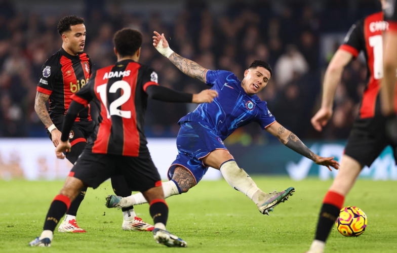 Chelsea thi đấu bạc nhược, thoát thua phút cuối ngay tại Stamford Bridge