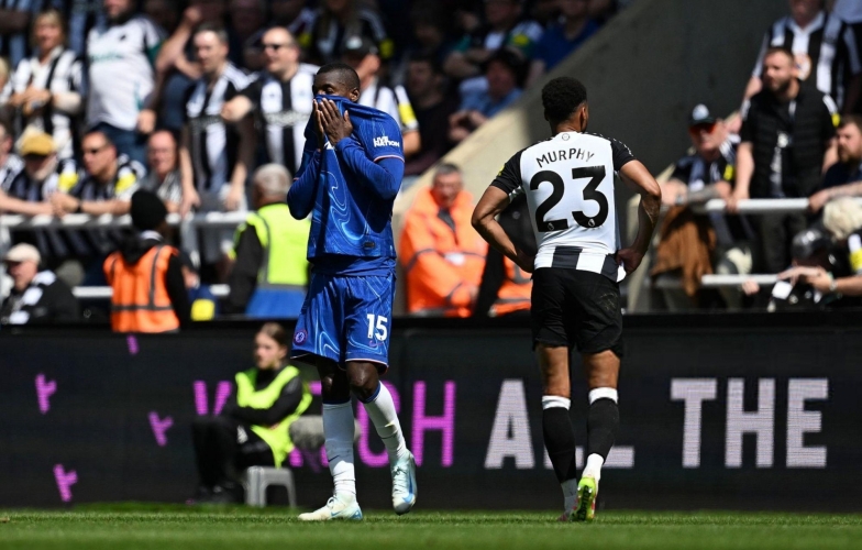 Trực tiếp Chelsea 0-1 Newcastle: Bàn thua từ sớm