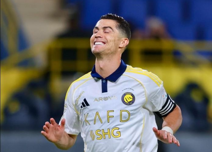 Ronaldo thốt lên 1 điều sau khi đá hỏng phạt đền