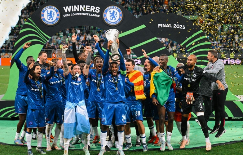 Ngược dòng trước Betis, Chelsea lên ngôi vô địch Conference League