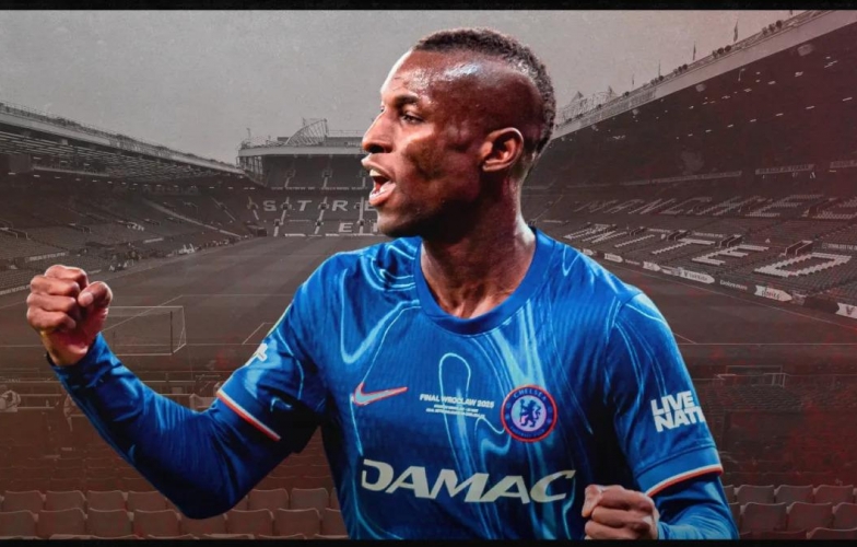 MU gây choáng váng khi nhắm đến Nicolas Jackson của Chelsea