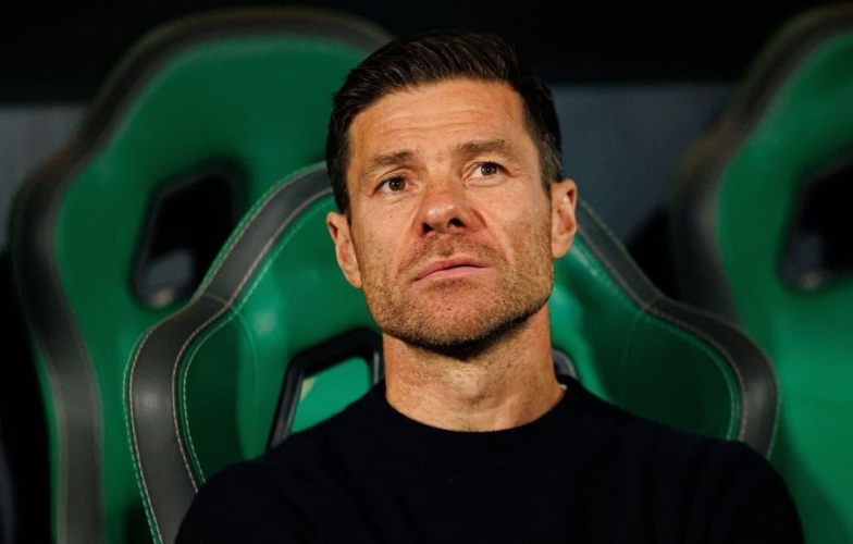 Cái gật đầu của Xabi Alonso đã làm thay đổi mọi thứ với Arsenal và Chelsea