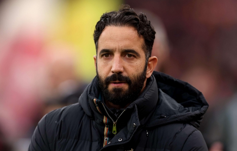 HLV Ruben Amorim: 'Hàng thủ MU quá thiếu chất lượng'