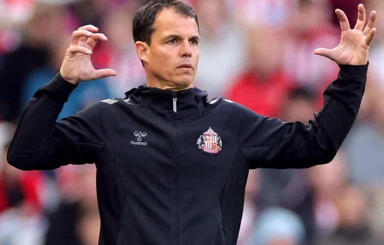 HLV Sunderland: 'Những chi tiết nhỏ tại Ngoại hạng Anh tạo ra bài học tốt'