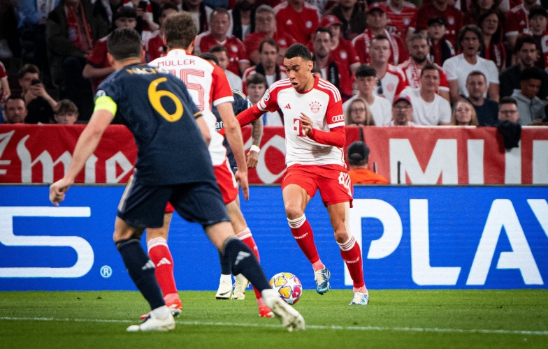 Đừng đưa Jamal Musiala ra khỏi spotlight trận Real hoà kịch tính Bayern Munich