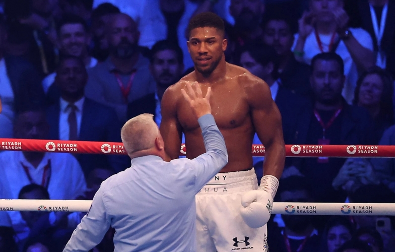 Anthony Joshua sẽ kích hoạt điều khoản tái đấu với Daniel Dubois