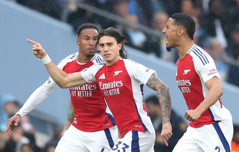 Trực tiếp Arsenal 0-0 Southampton: Pháo thủ áp đảo