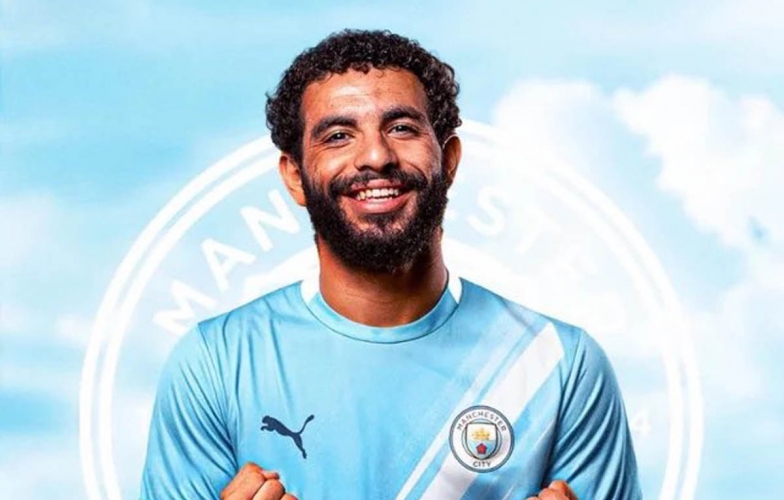 Tân binh Man City khéo léo lấy lòng Pep Guardiola