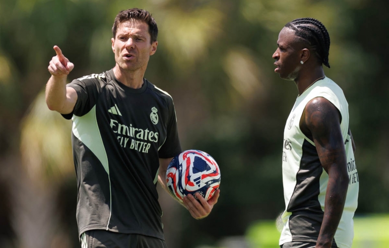 Vinicius bất mãn với tân HLV Xabi Alonso