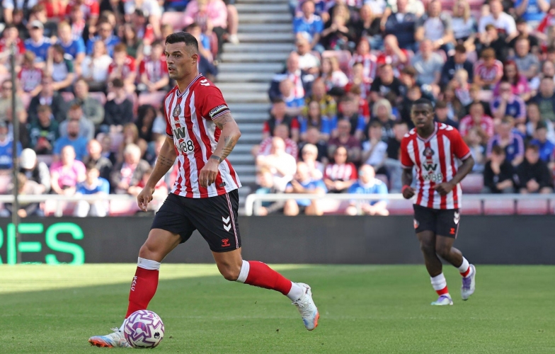 Nhận định Augsburg vs Sunderland: ‘Mèo đen’ thử sức