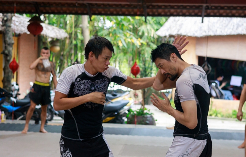 Johnny Trí Nguyễn cho rằng LION Championship quá ưu ái các võ sĩ đánh nằm