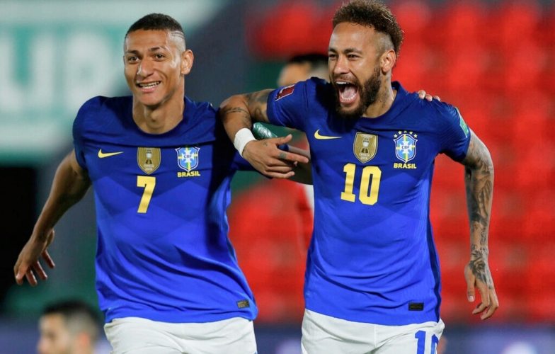 Neymar nhảy Samba, Brazil bỏ xa Argentina 6 điểm