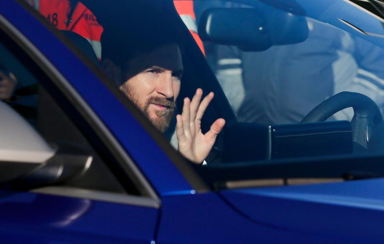 Gã khổng lồ chi 200 triệu euro, Messi đồng ý đặt bút ký