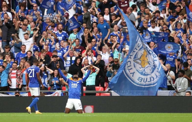Hạ Man City, Leicester vô địch Siêu cúp Anh