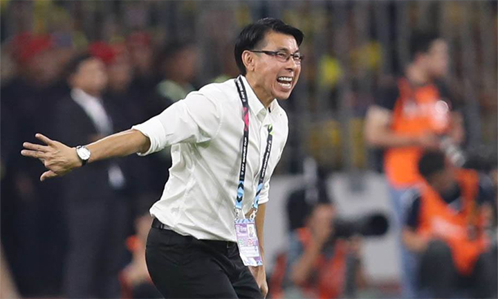 HLV Malaysia dành lời khen cho một cầu thủ Việt Nam