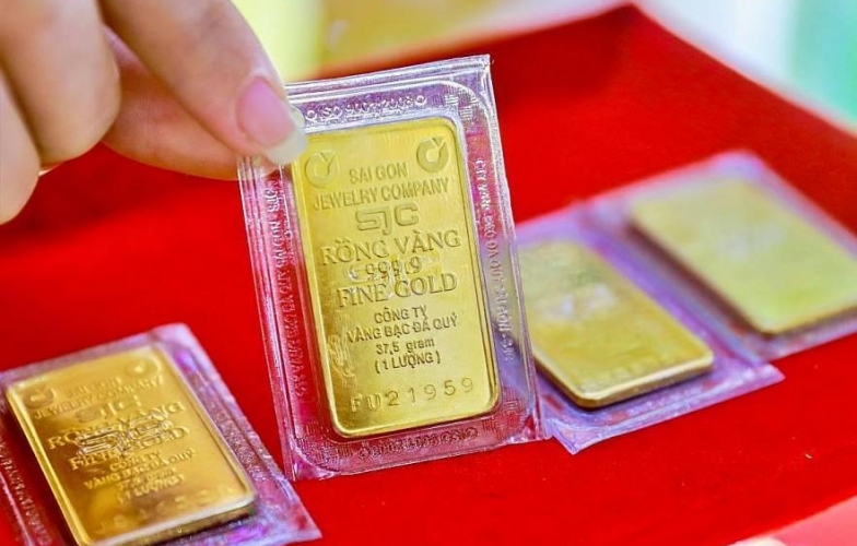 Giá vàng hôm nay trưa 2/5: Có dấu hiệu hồi phục
