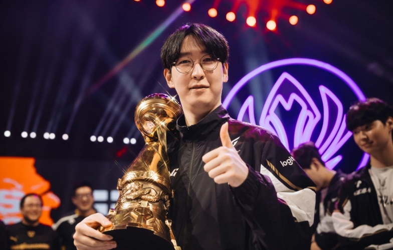 EWC 2025: Thắng dễ FLYQuest, sao trẻ Gen.G vẫn không dám chủ quan
