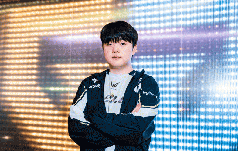 GEN vượt khó, đánh bại NS để cán mốc 26 trận thắng