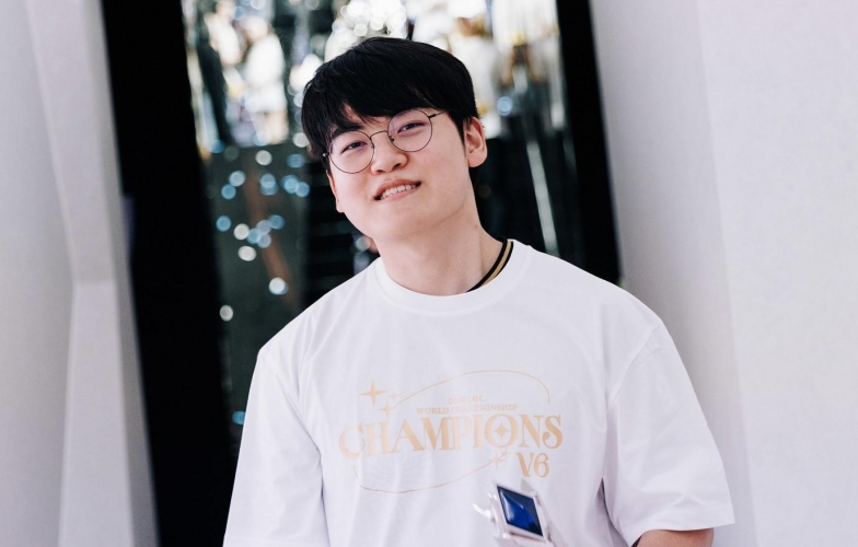 Gumayusi tiếc nuối vì không thể chọn một vị tướng làm skin CKTG 2025