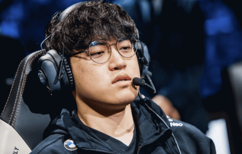 Đồng đội nói thẳng một điều về Gumayusi