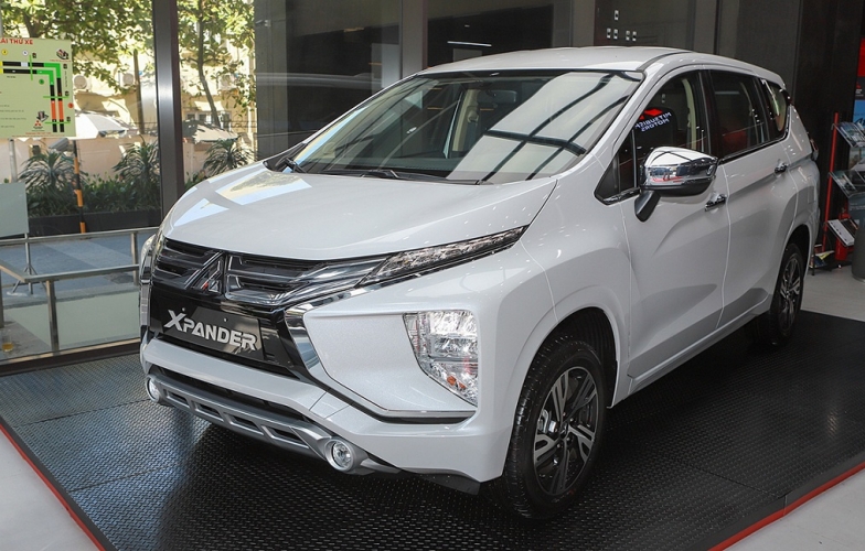 Giá xe Mitsubishi giảm mạnh nhờ ưu đãi 50% LPTB và quà tặng đặc biệt