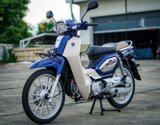 Honda Dream 'nhái' bất ngờ về Việt Nam, giá khoảng 27 triệu đồng